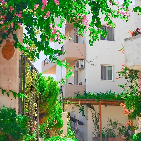 Home Suites Apartment *